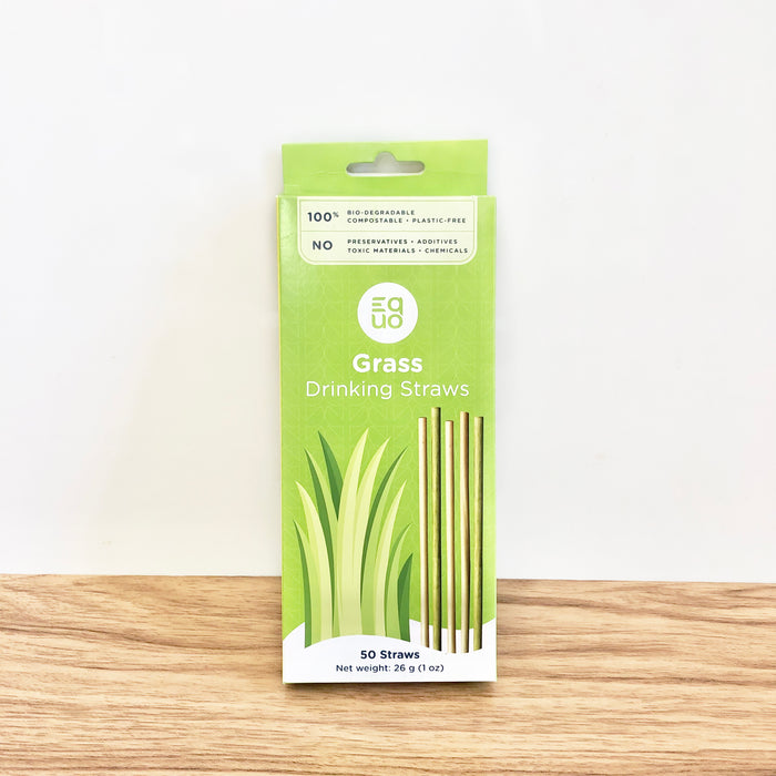 EQUO grass drinking straws in green box. Straws are made with Grass, 100% natural and compostable.